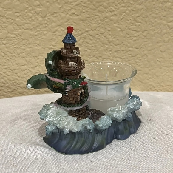 Gifts Dragon Statue with Tea Light Candle Holder - Draco The Dragon Statues - Picture 3 of 7